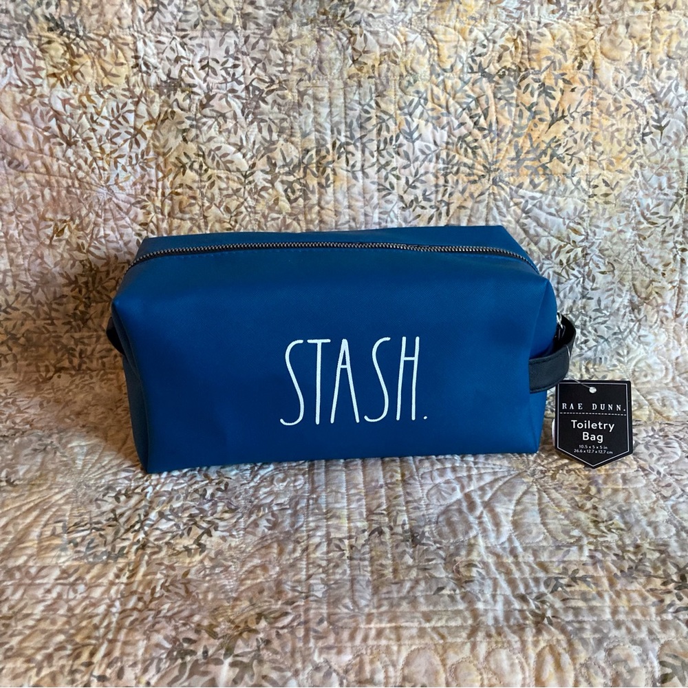 Rae Dunn Men’s Toiletry Bag